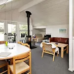 6 Person In Humble-by Traum Nordenbro Vesteregn