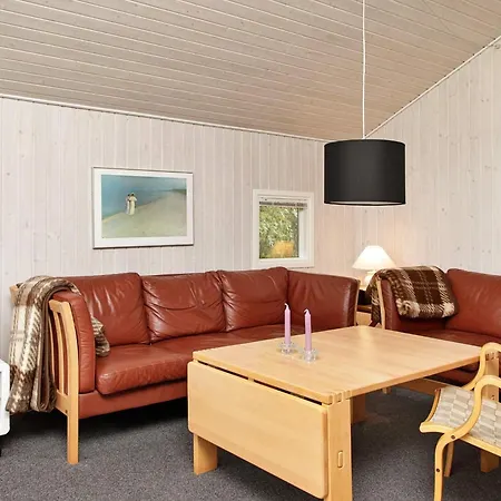 6 Person In Humble-by Traum Humble